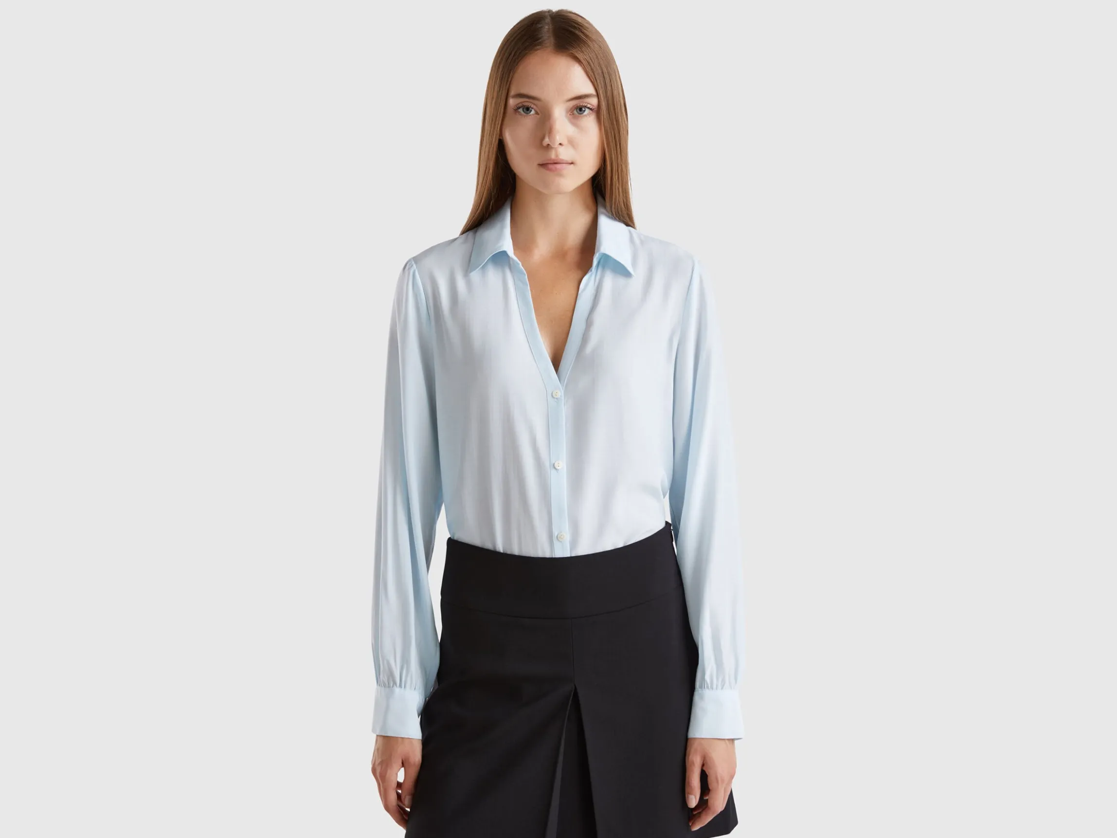 Shirt with V-neck
