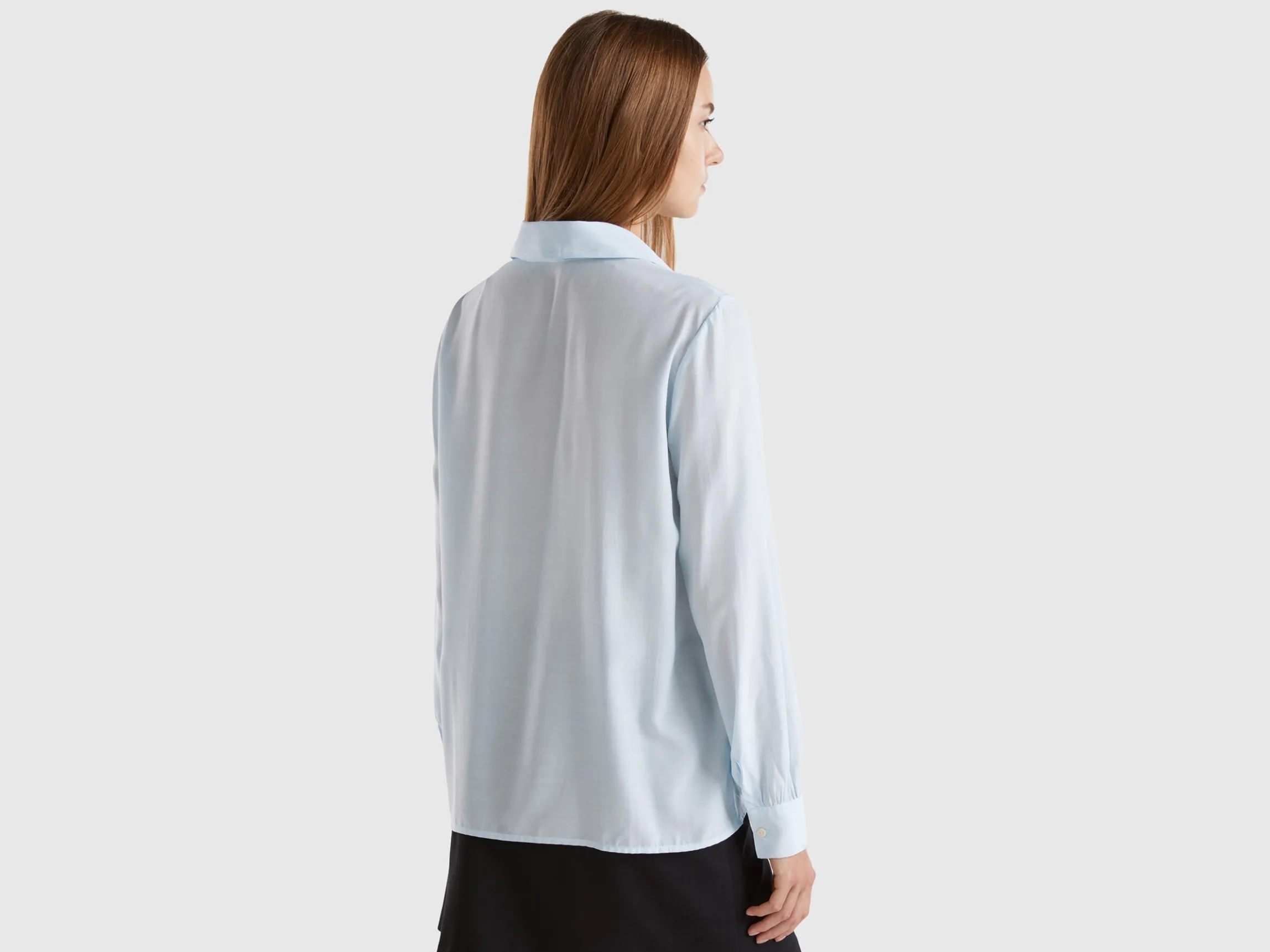 Shirt with V-neck