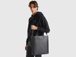 Shopping bag in imitation leather