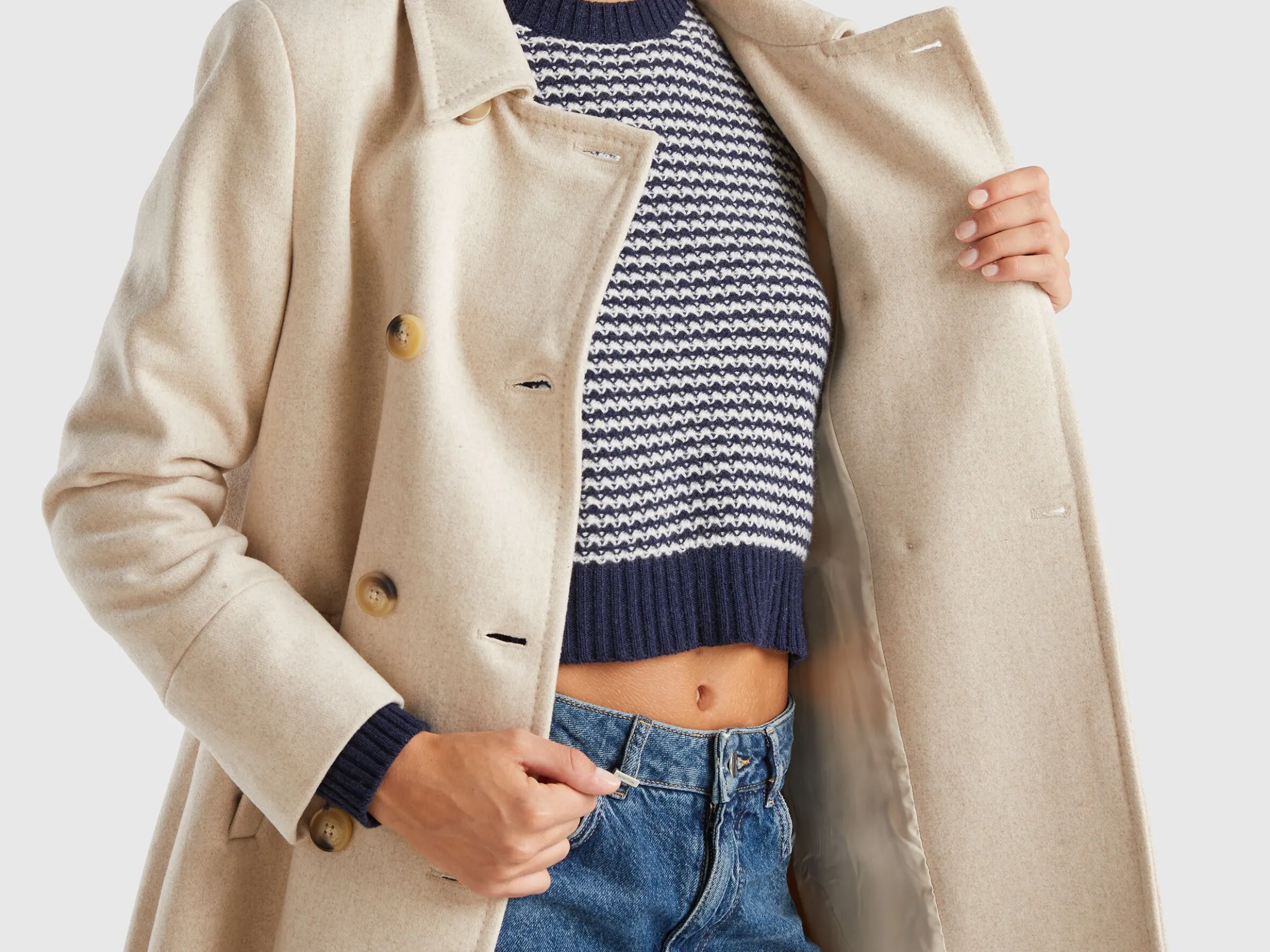 Short coat in wool blend