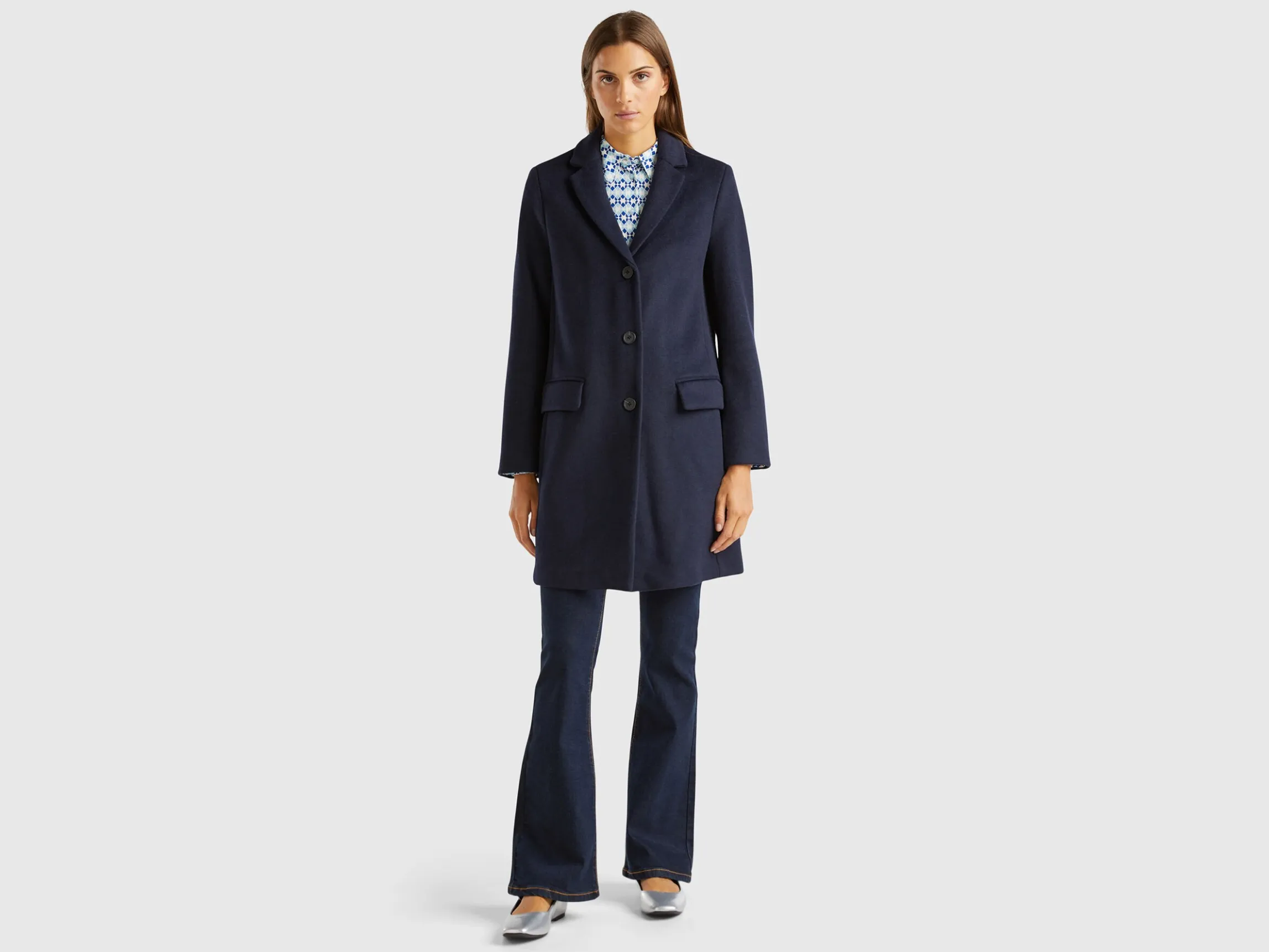 Short coat in wool blend cloth