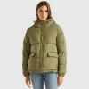 Short puffer jacket padded with recycled feathers