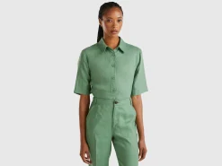 Short shirt in pure linen