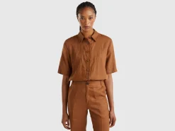 Short shirt in pure linen