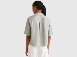 Short shirt in pure linen