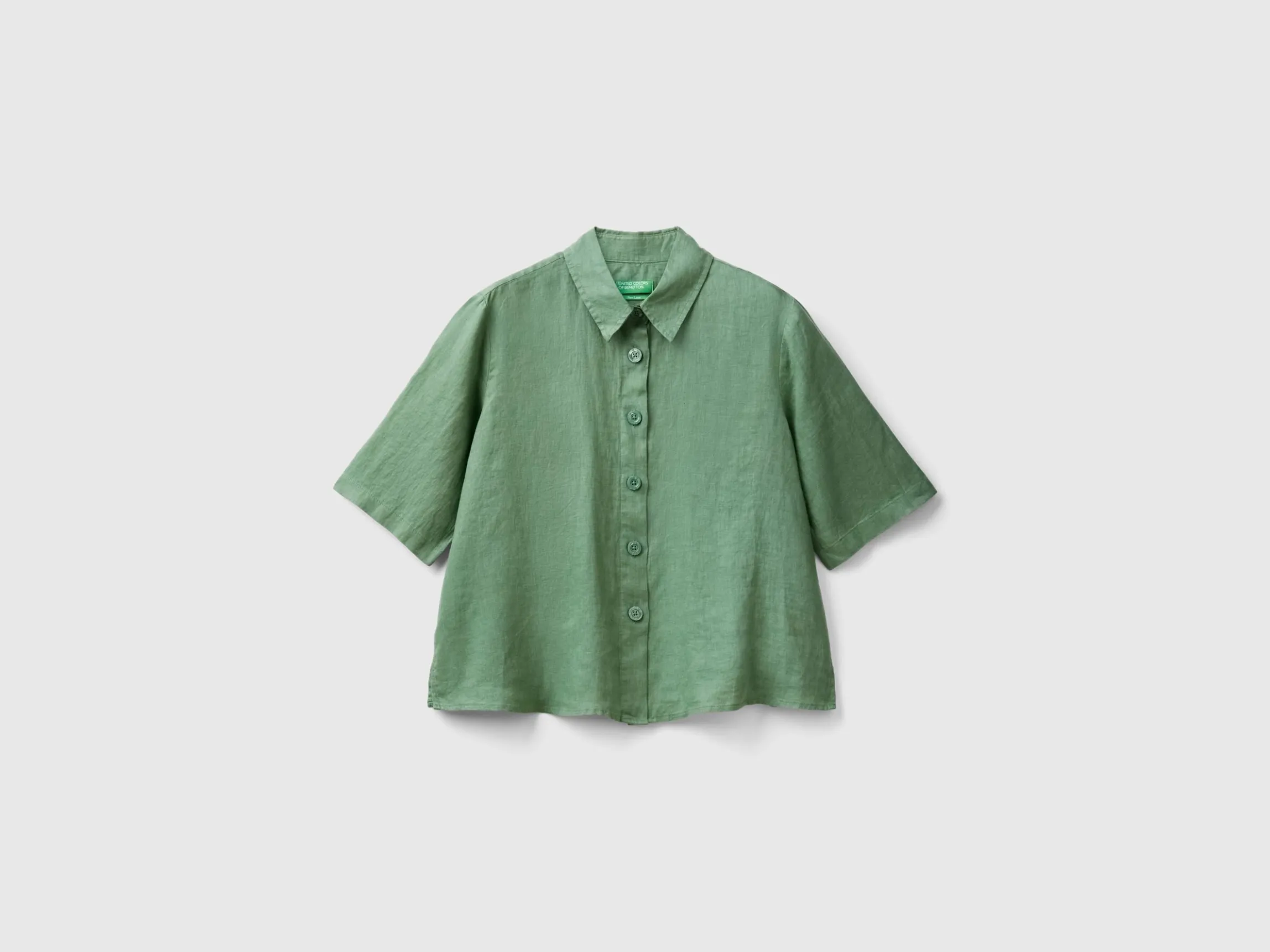 Short shirt in pure linen