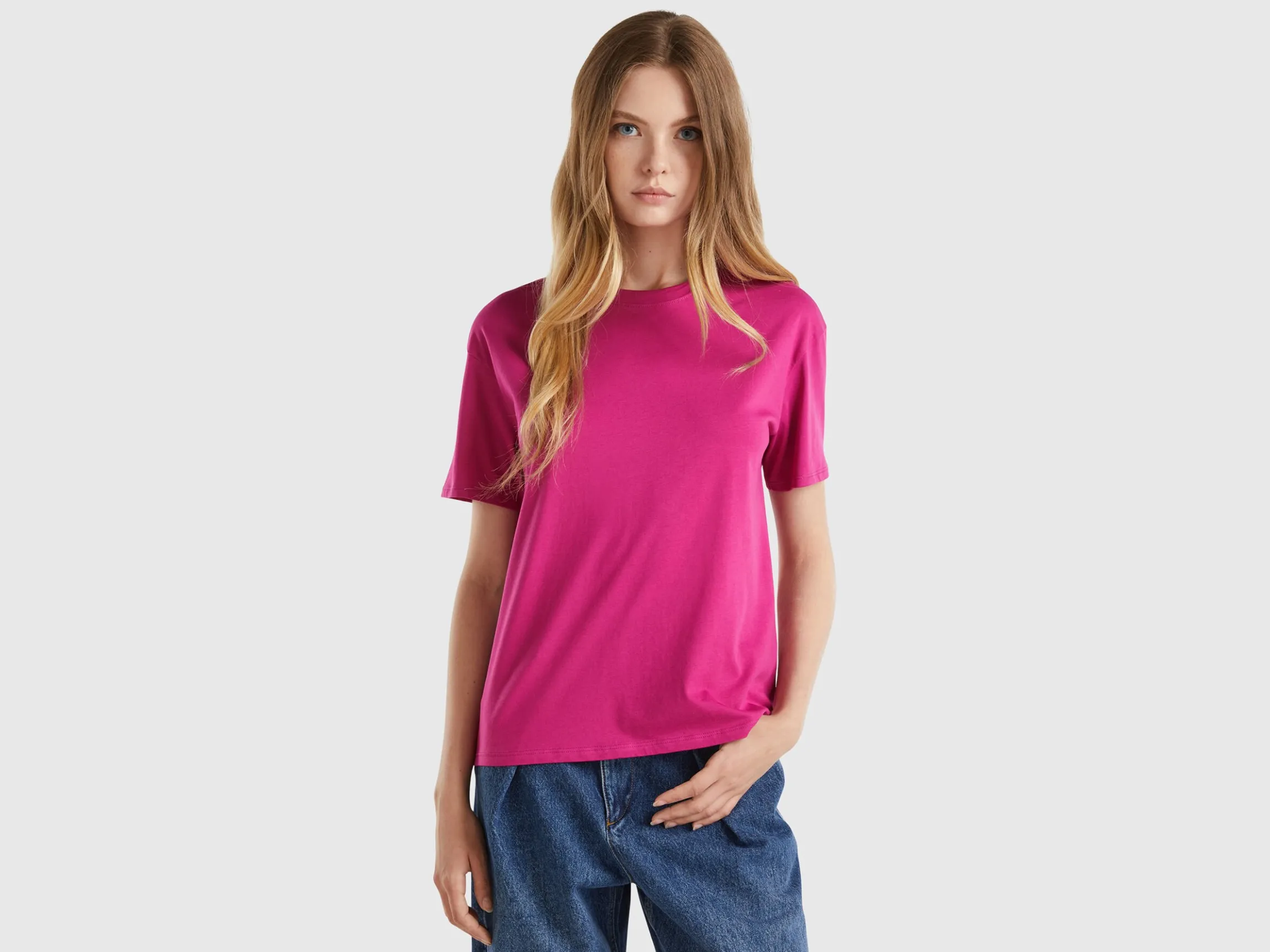 Short sleeve 100% cotton t-shirt