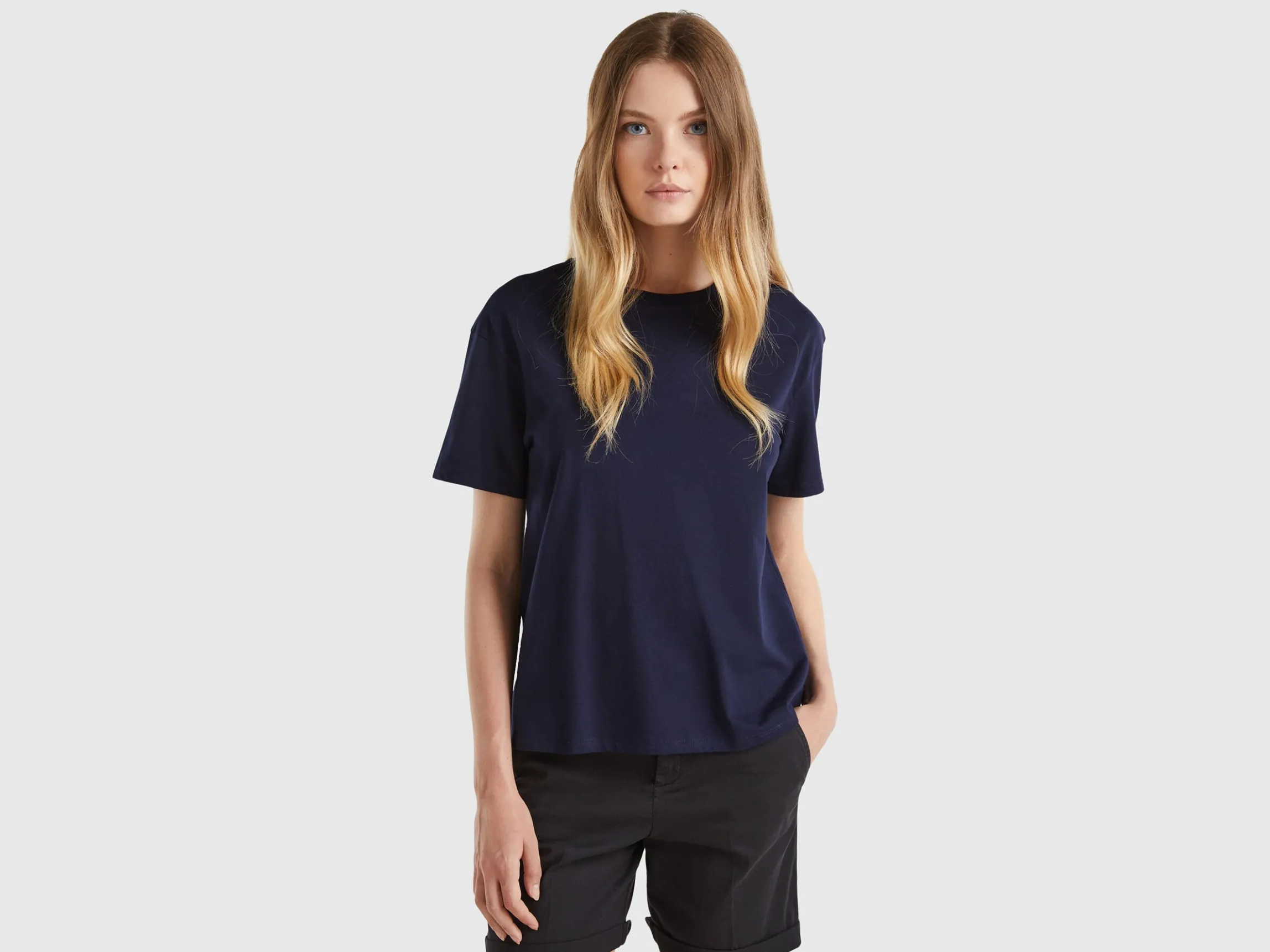 Short sleeve 100% cotton t-shirt