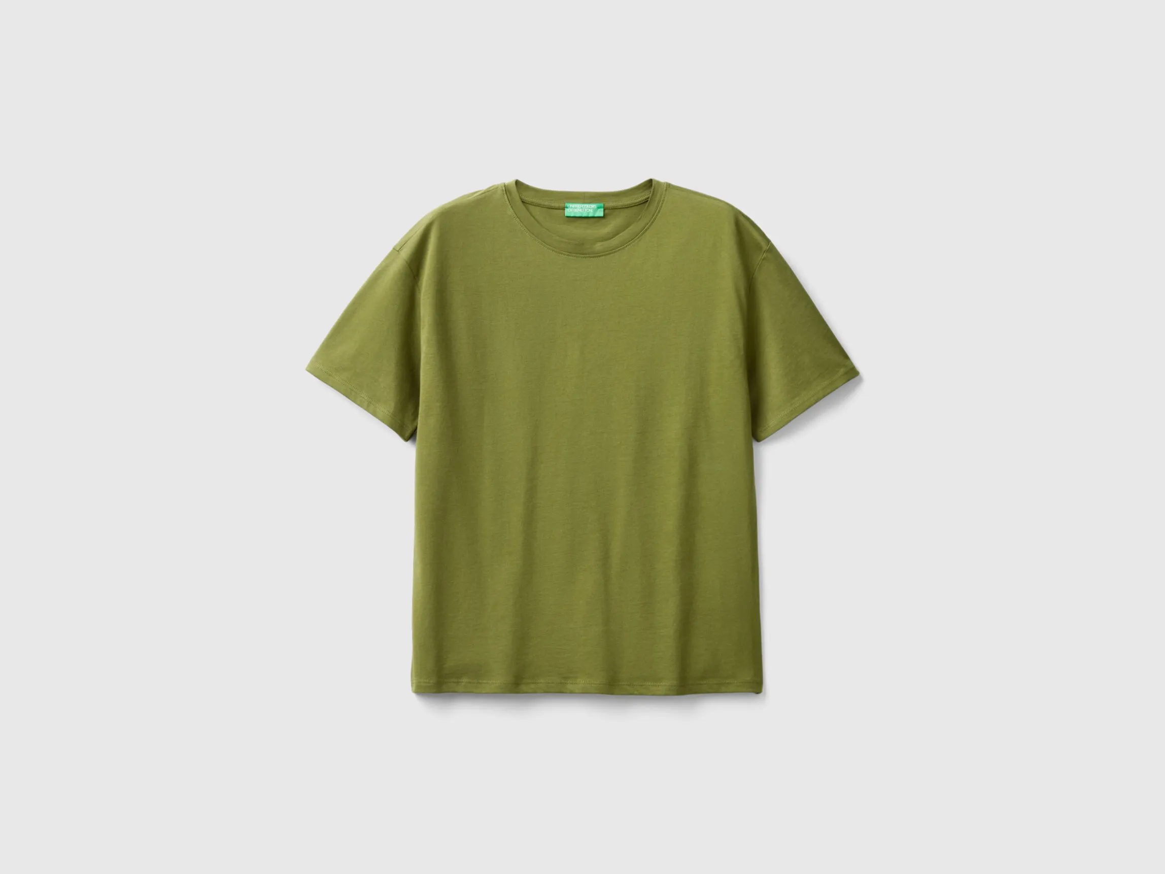 Short sleeve 100% cotton t-shirt