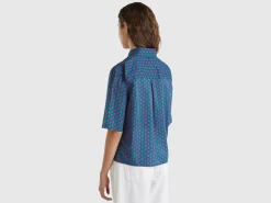 Short sleeve patterned shirt
