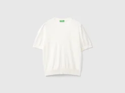 Short sleeve sweater