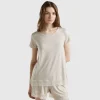 Short sleeve t-shirts with lace