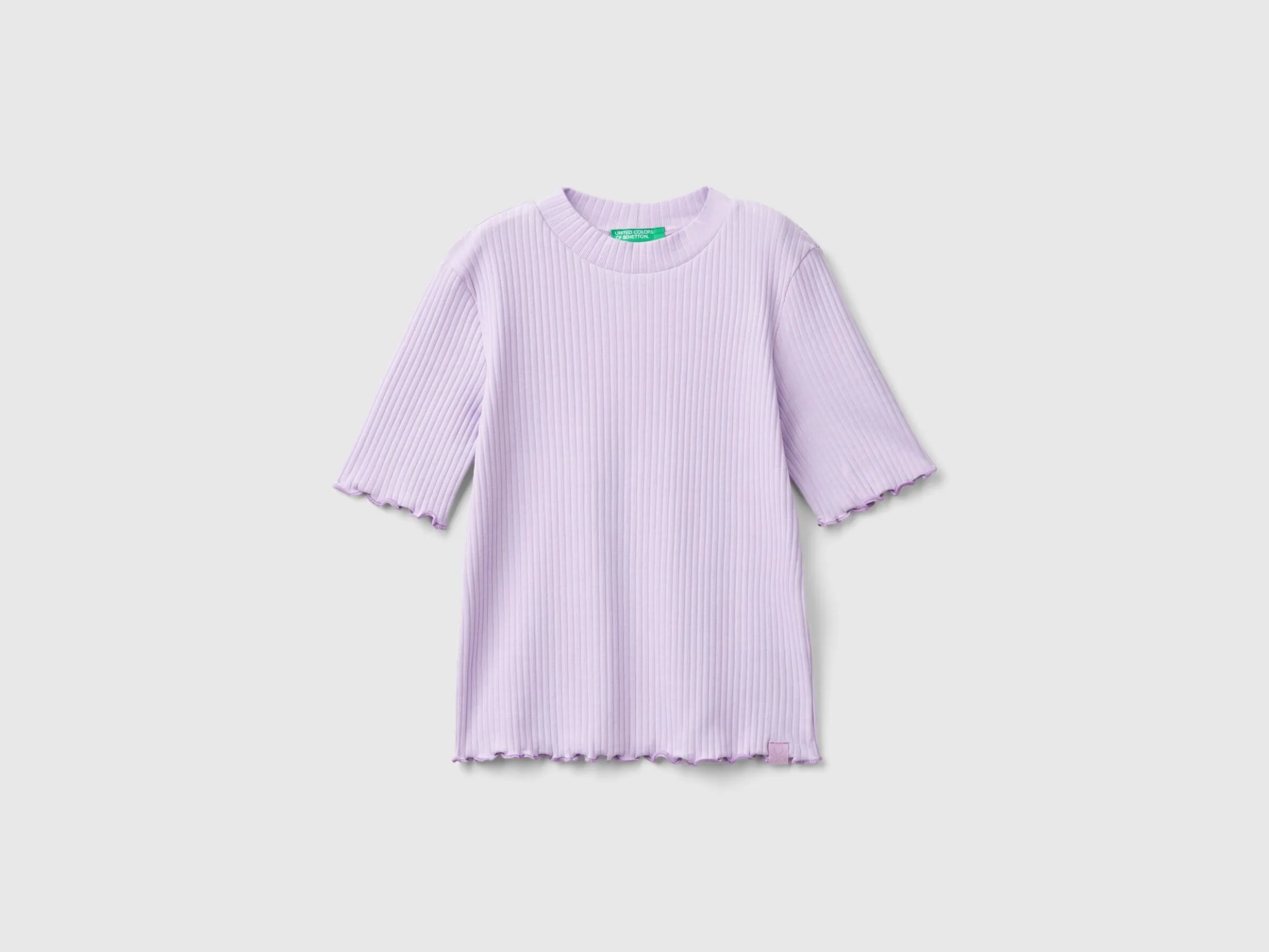 Short sleeve turtleneck t-shirt