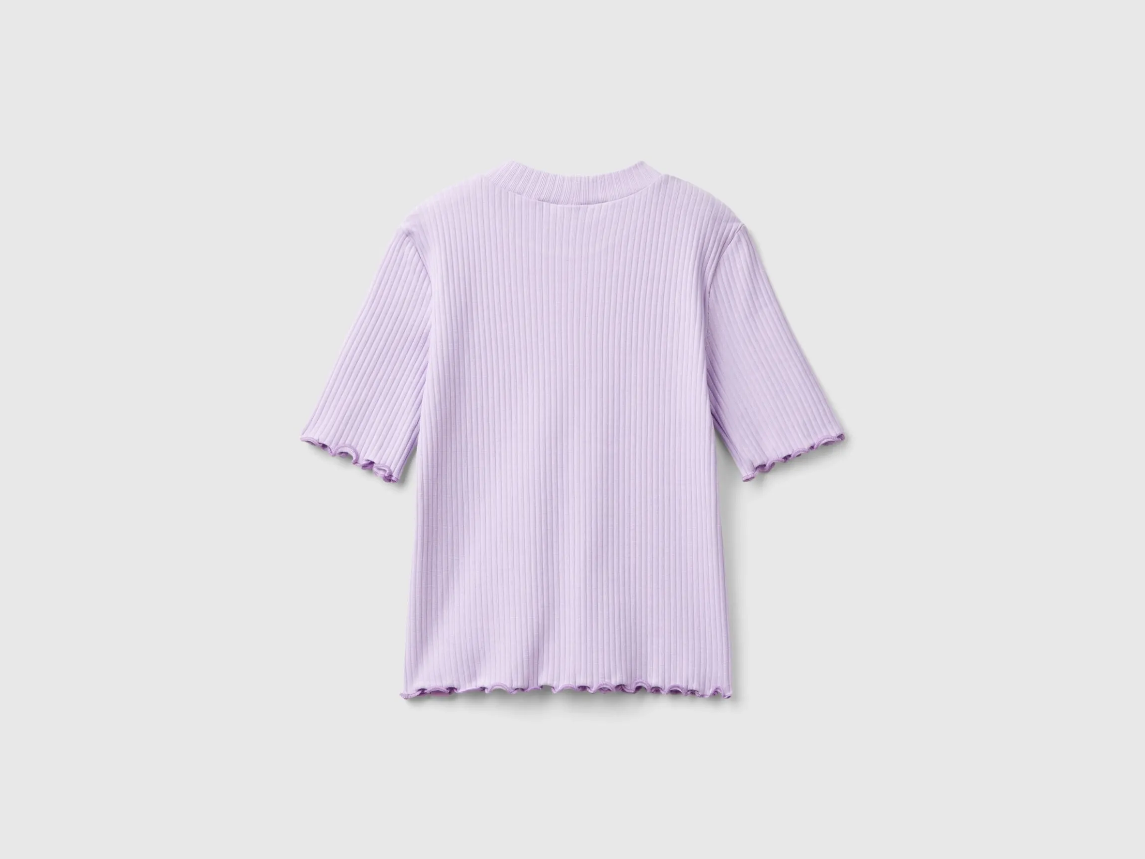 Short sleeve turtleneck t-shirt