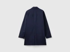 Single-breasted lined coat