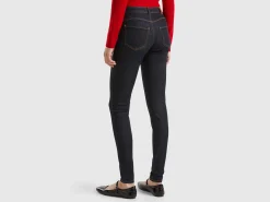 Skinny fit push up jeans