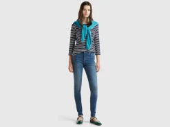 Skinny fit push up jeans