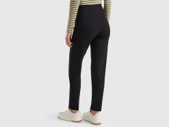 Skinny fit trousers