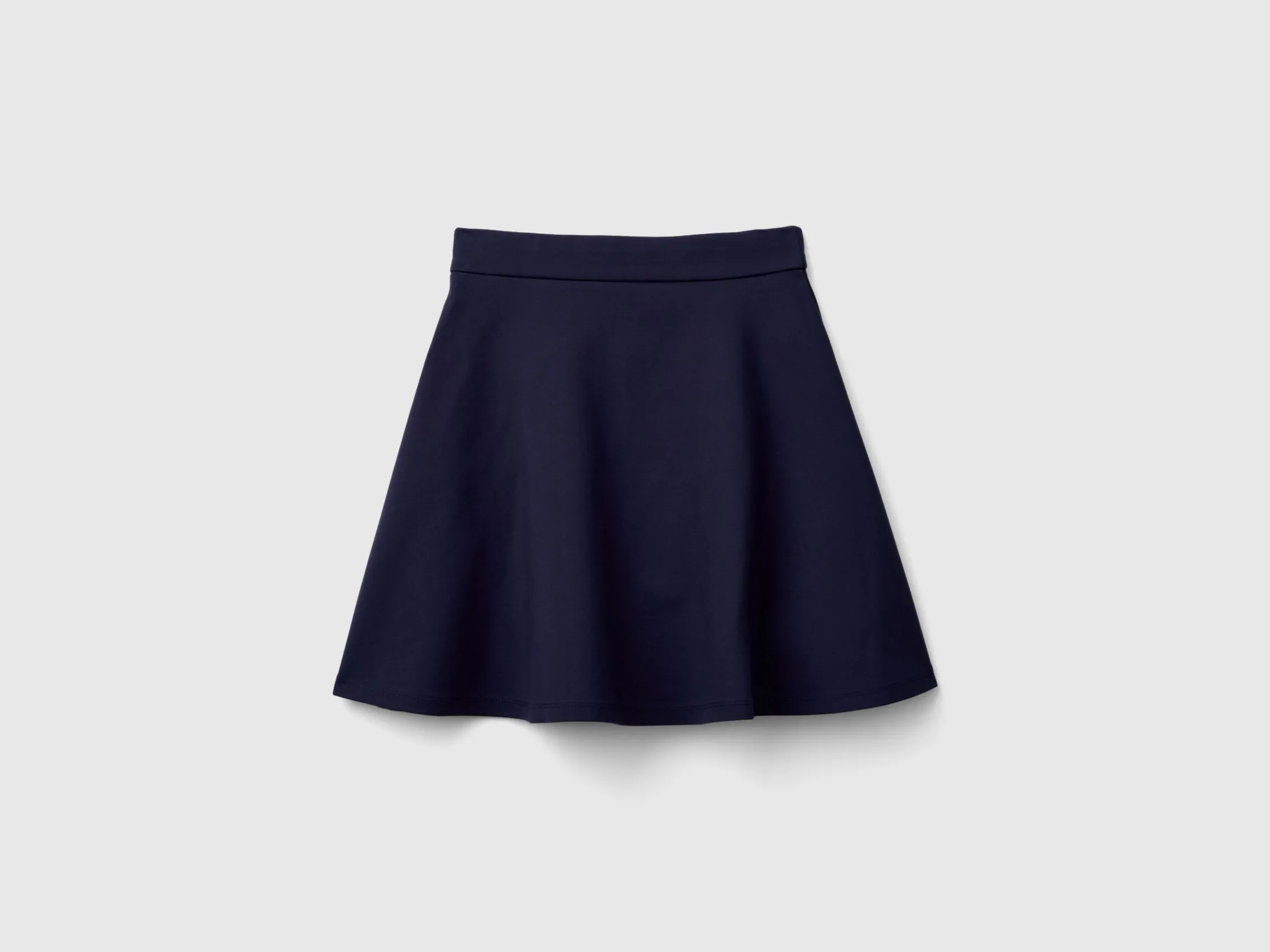 Skirt with pleats