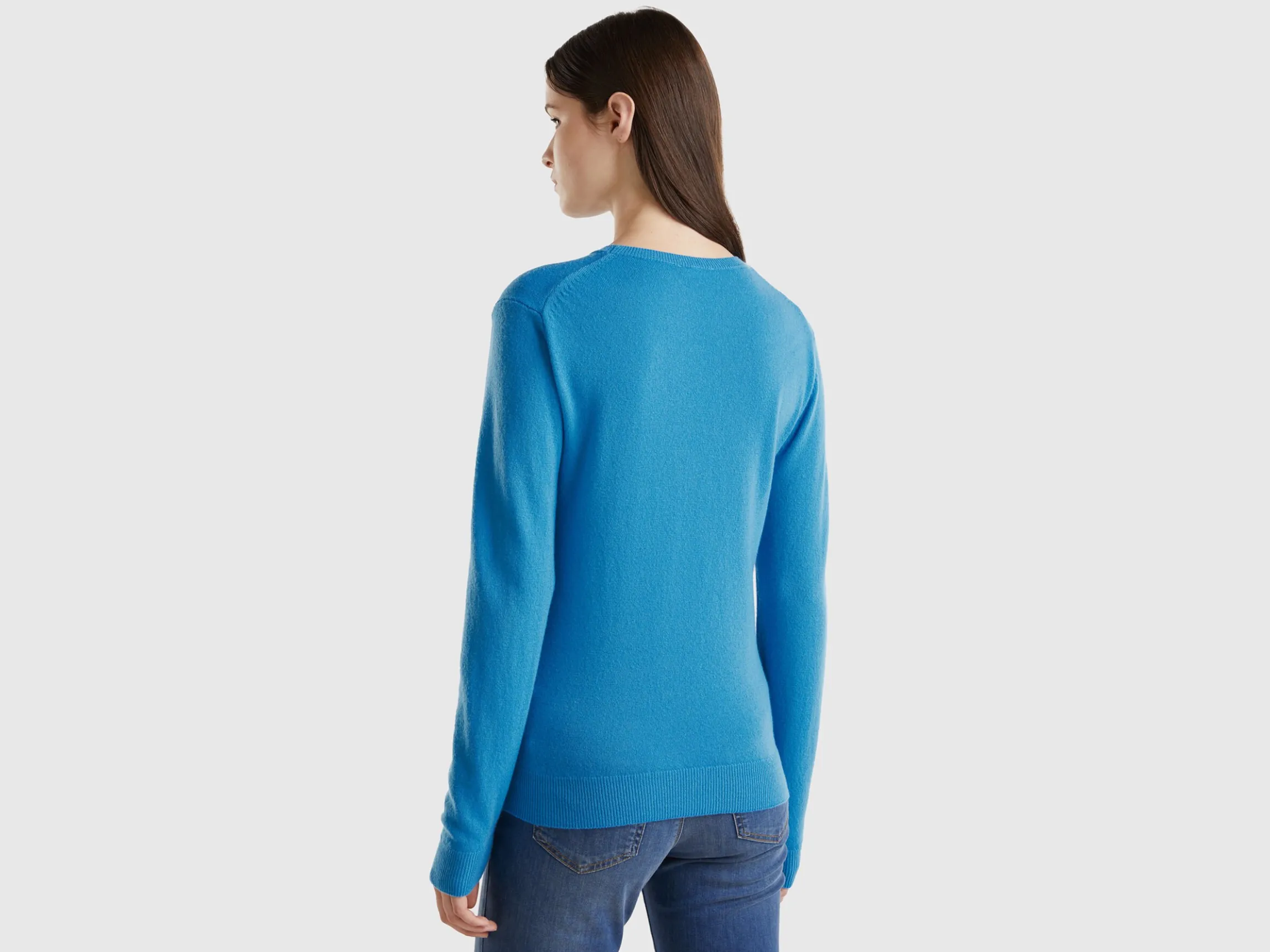 Sky blue crew neck sweater in pure Merino wool