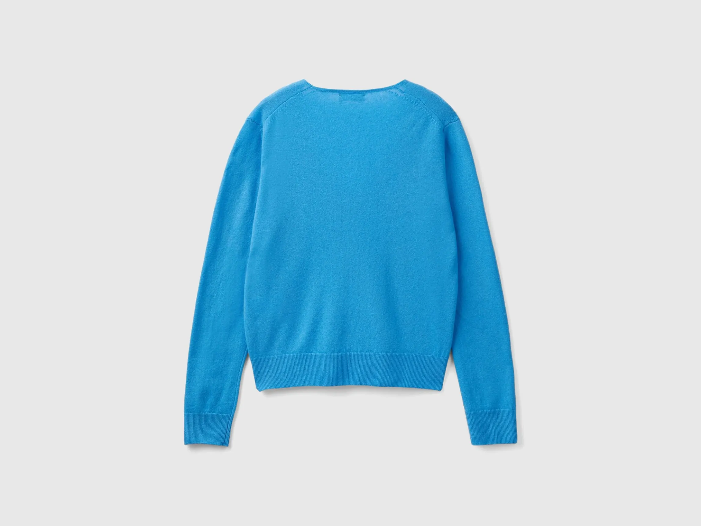 Sky blue V-neck sweater in pure Merino wool