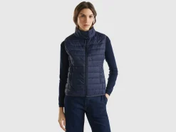 Sleeveless puffer jacket with recycled wadding