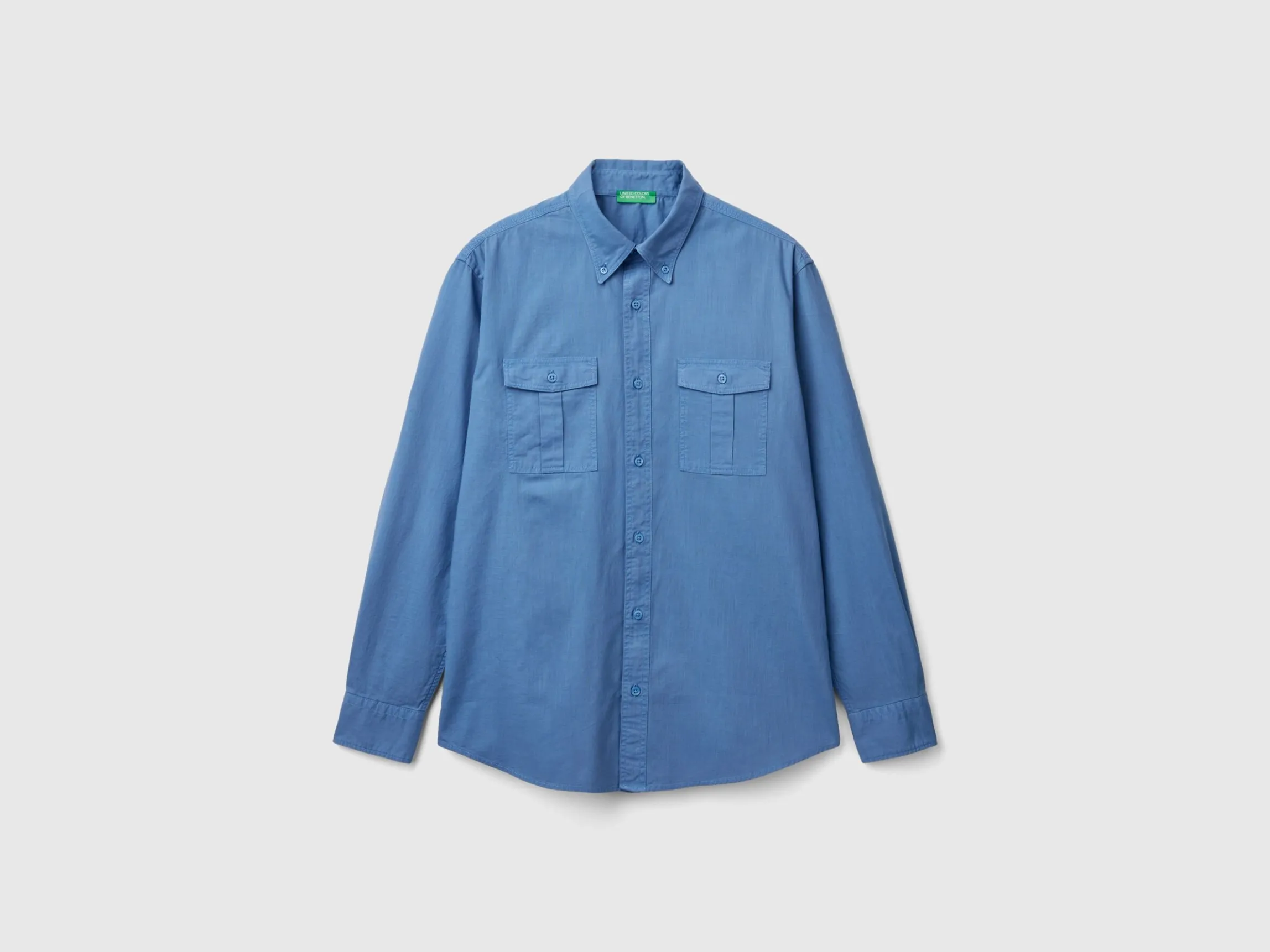 Slim fit buttondown shirt