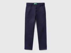Slim fit chinos in stretch cotton