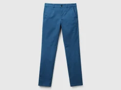 Slim fit chinos in stretch cotton