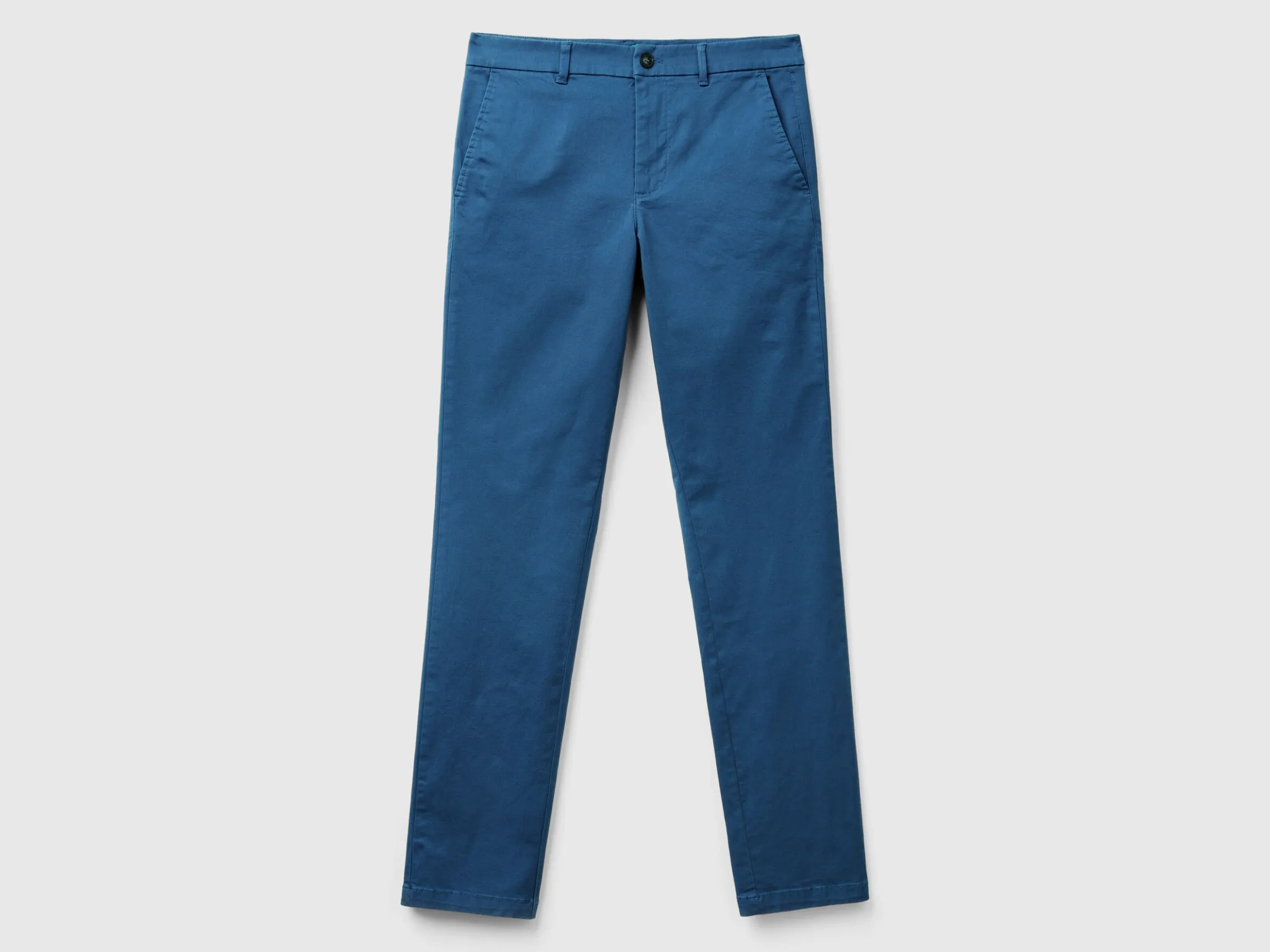 Slim fit chinos in stretch cotton