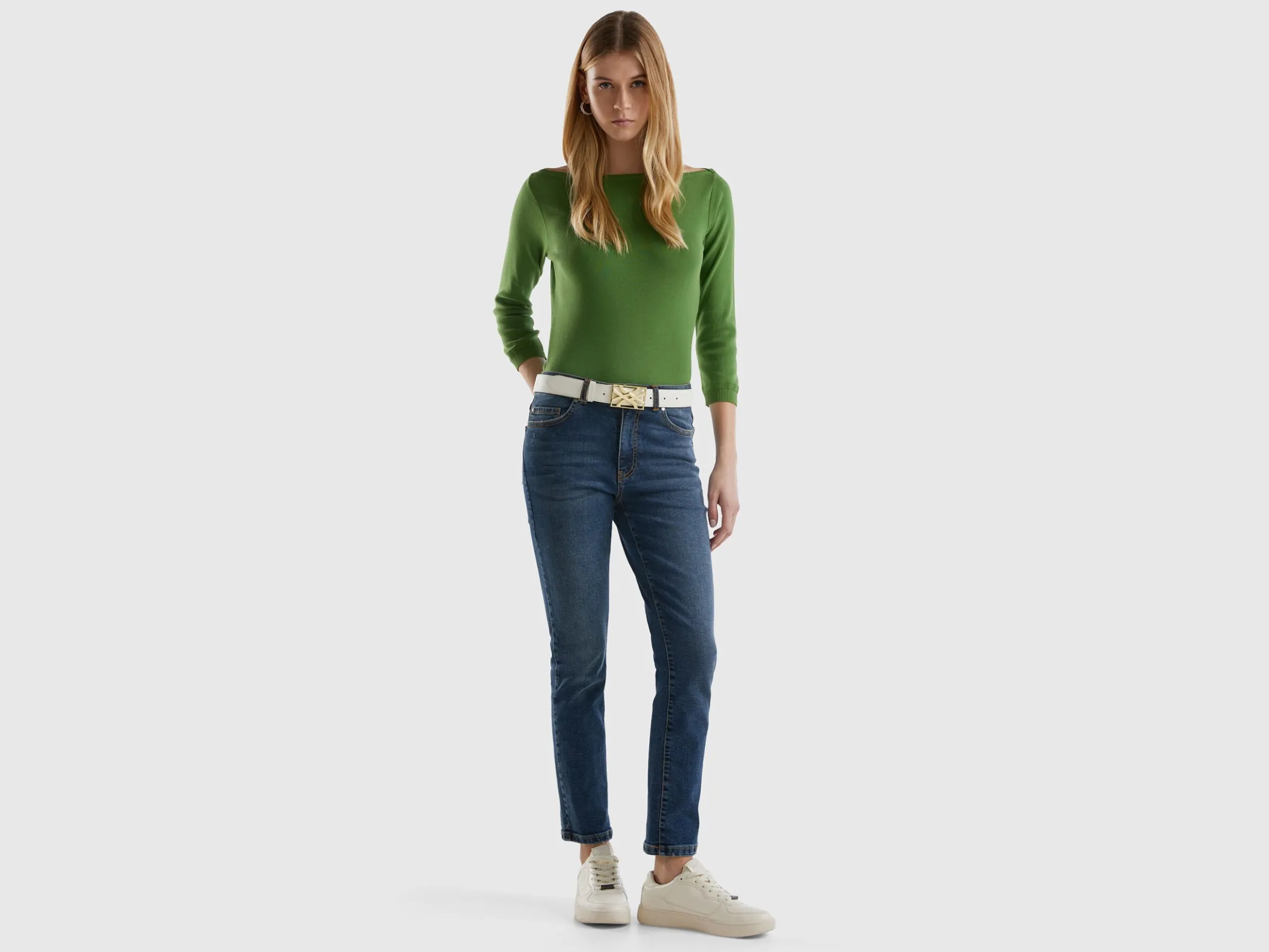Slim fit high-waisted jeans
