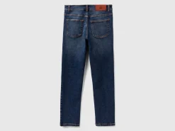 Slim fit high-waisted jeans