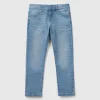 slim fit jeans
