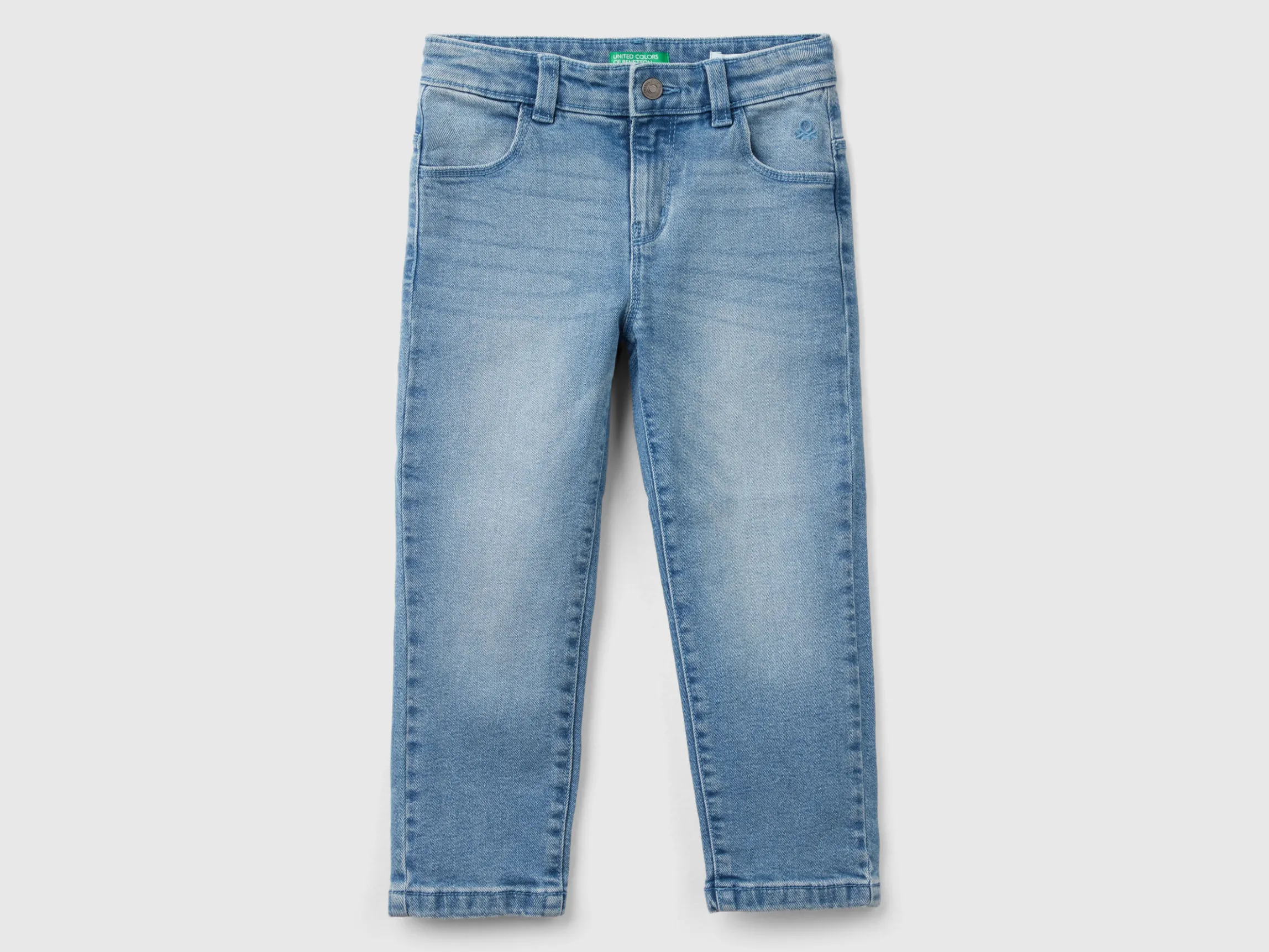 slim fit jeans