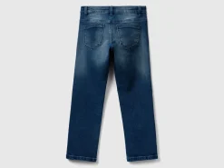 slim fit jeans