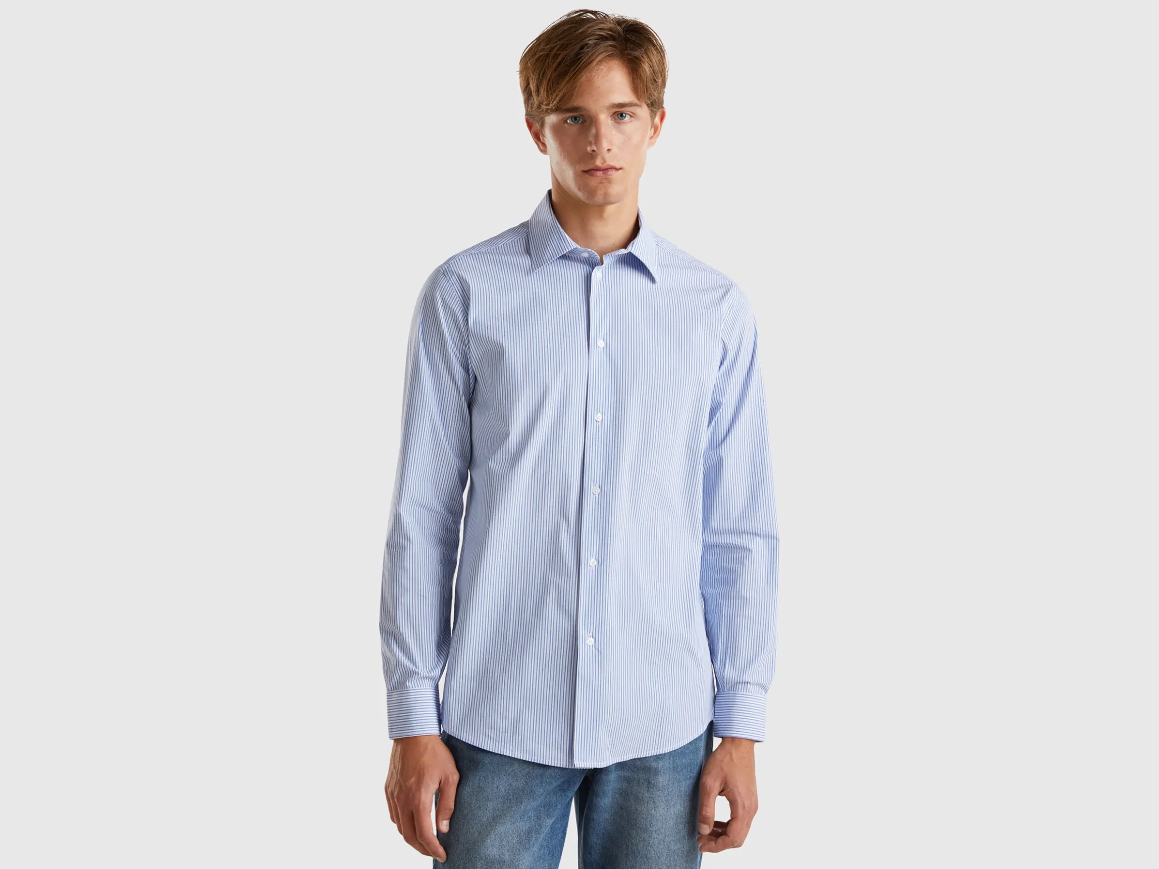 Slim fit striped shirt