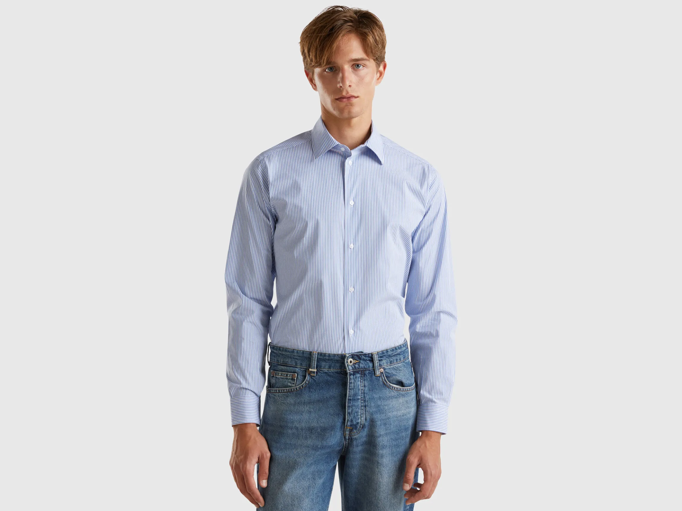 Slim fit striped shirt