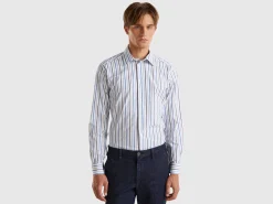 Slim fit striped shirt