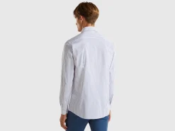 Slim fit striped shirt