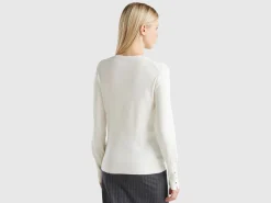 Slim fit sweater in viscose blend