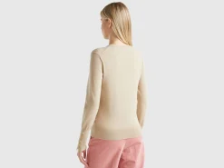 Slim fit sweater in viscose blend