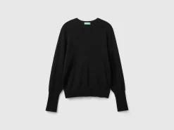 Slim fit sweater in viscose blend