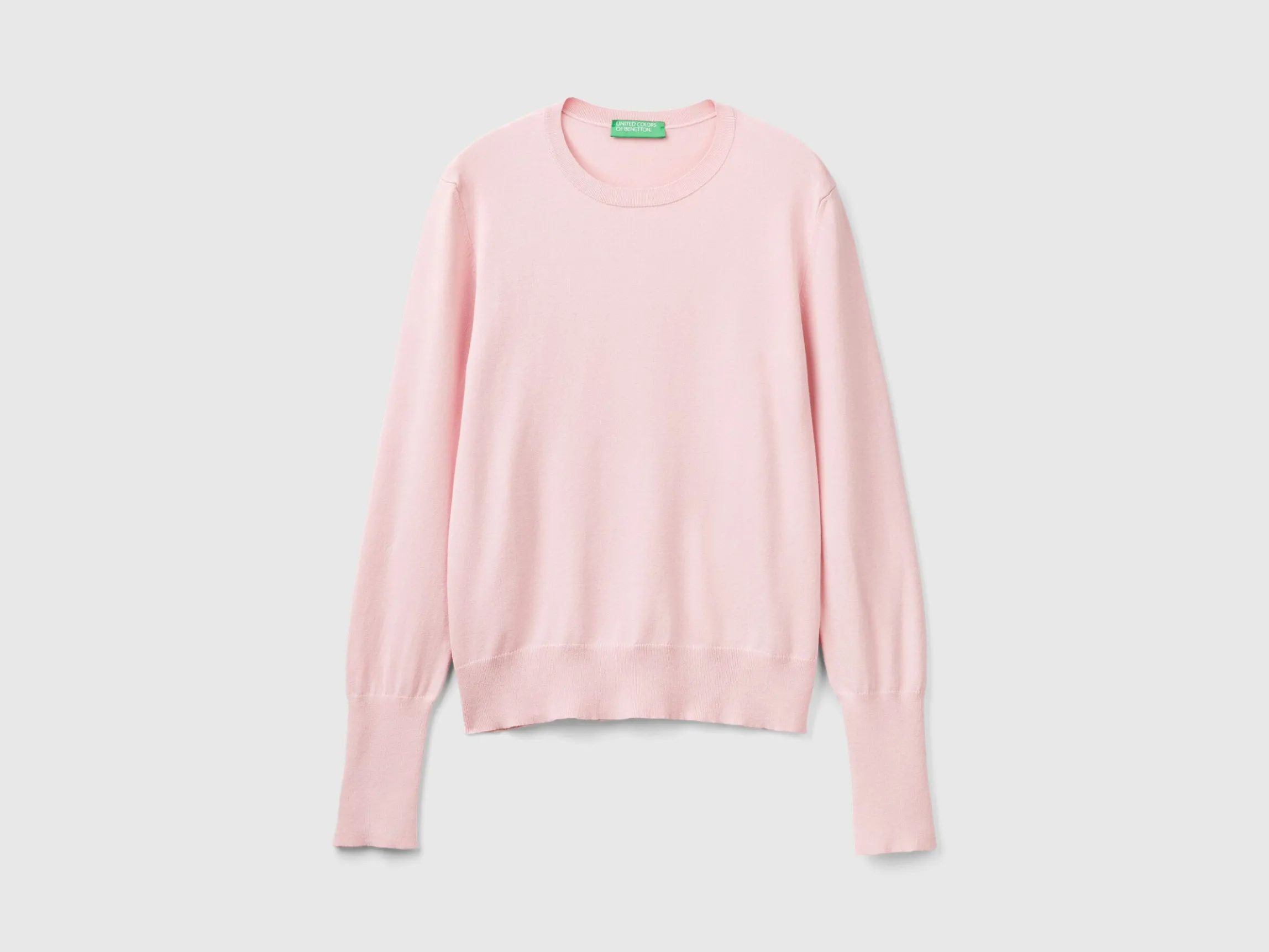 Slim fit sweater in viscose blend
