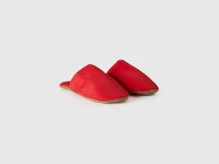Slippers with case