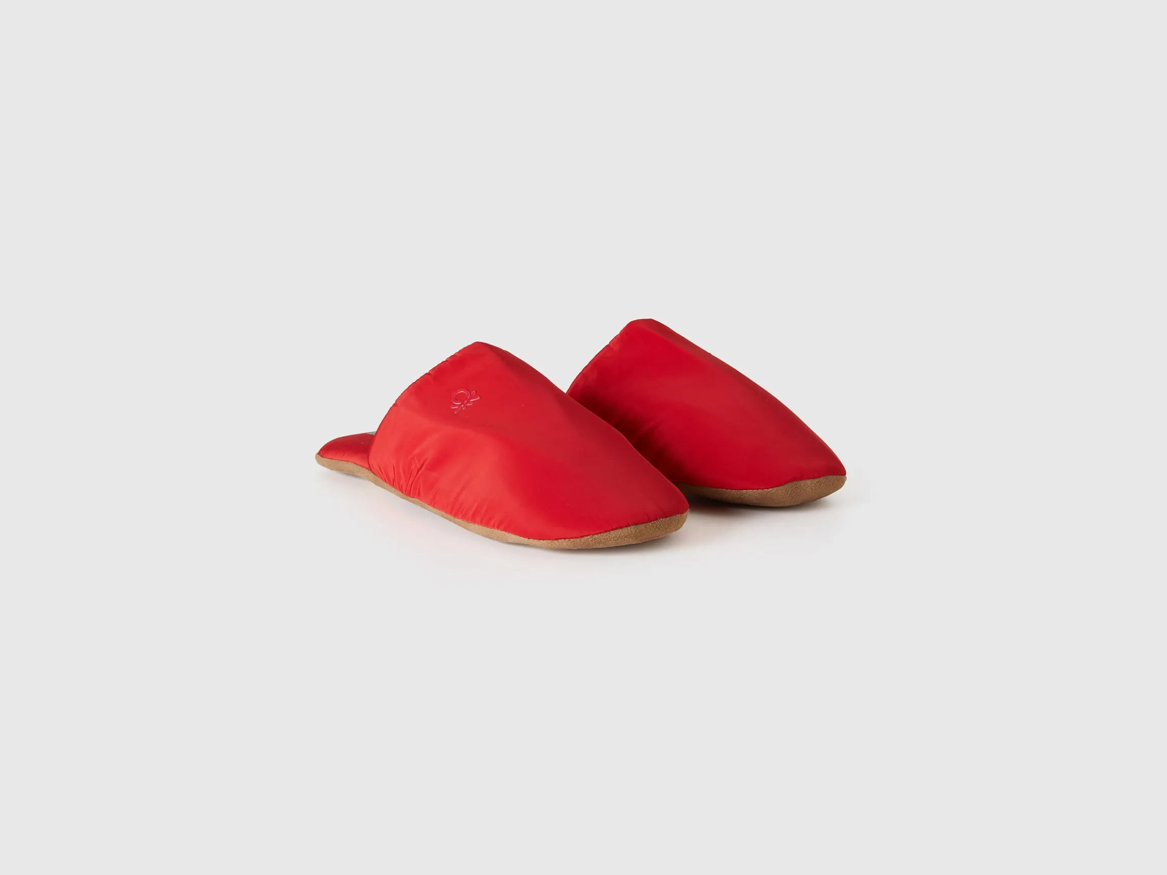 Slippers with case