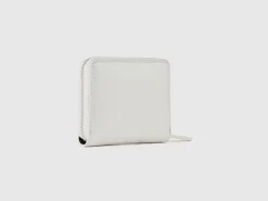 Small zip wallet