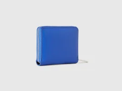 Small zip wallet