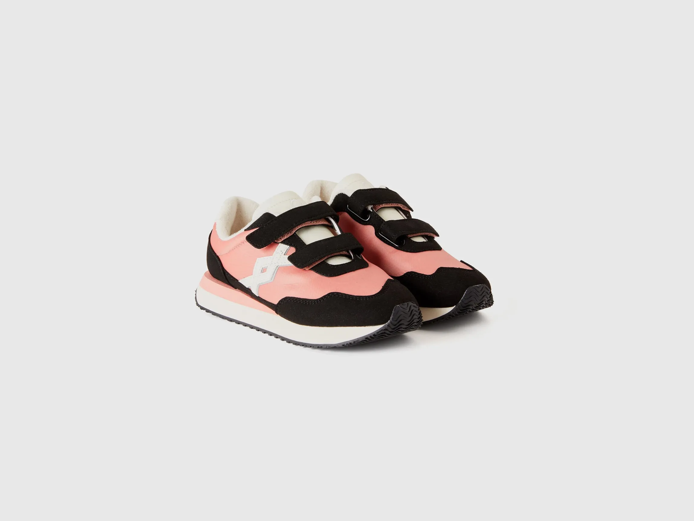 Sneakers in nylon and suede fabric