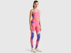 Sports bra top with recycled fabric