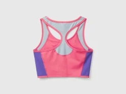 Sports bra top with recycled fabric